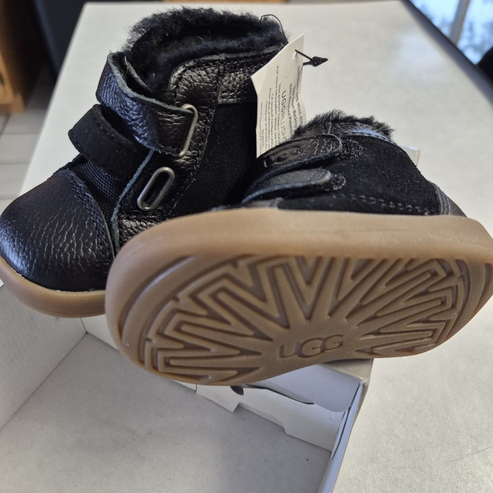 UGG Black Kids Shoes